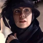 زمان پخش «یک قاب» | مومو بچه مهندس ۳ در کنار برج ایفل