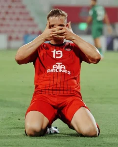 تامی یک خارجی حلال‌خور که در تبریز، تومیسلاتو اشترکالی